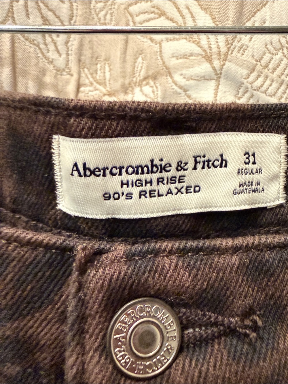 Abercrombie & Fitch 90's Relaxed High-Rise Jeans - Brown/Black Leopard - Picture 3 of 5